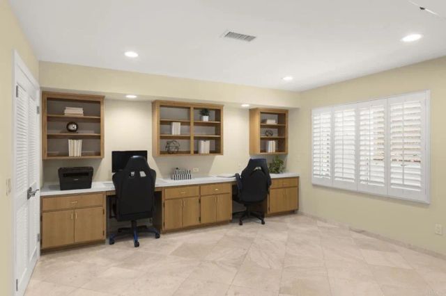 5545 Coral Reef Avenue, La Jolla, CA 92037