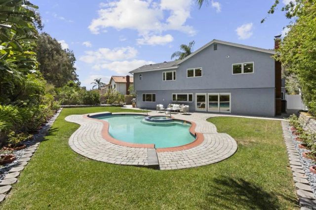 5545 Coral Reef Avenue, La Jolla, CA 92037