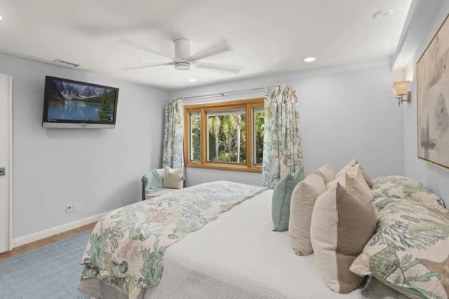 5545 Coral Reef Avenue, La Jolla, CA 92037