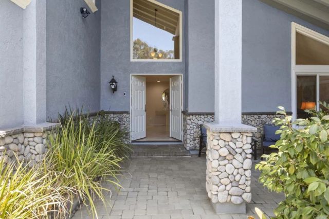 5545 Coral Reef Avenue, La Jolla, CA 92037