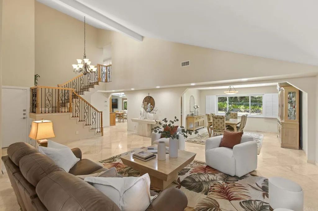 5545 Coral Reef Avenue, La Jolla, CA 92037