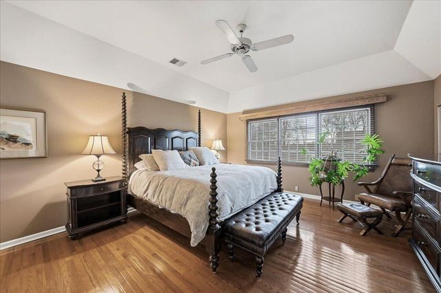 404 Westchester Lane, Valparaiso, IN 46385