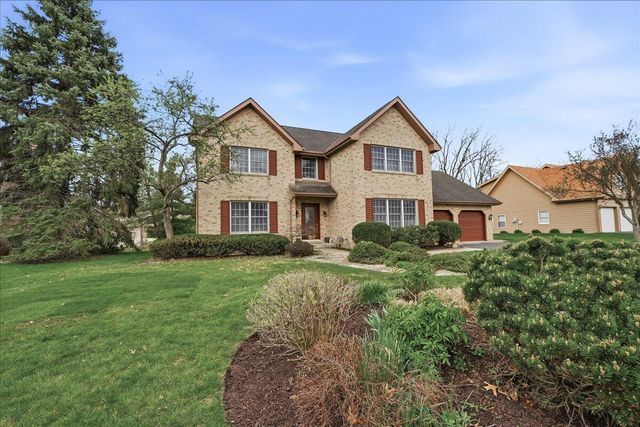 404 Westchester Lane, Valparaiso, IN 46385