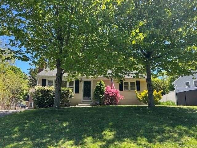 23 Westbury Drive, Sound Beach, NY 11789