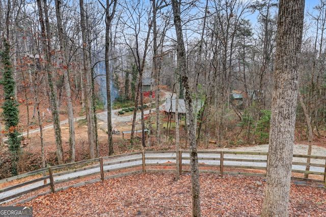 84 Creekside Lane, Clayton, GA 30525