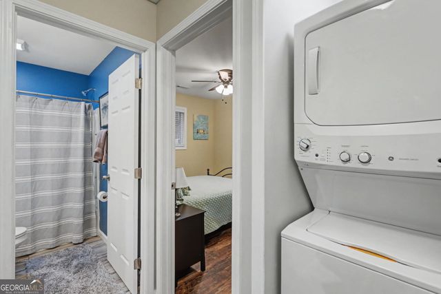 84 Creekside Lane, Clayton, GA 30525