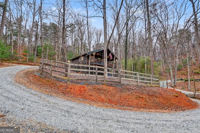 84 Creekside Lane, Clayton, GA 30525