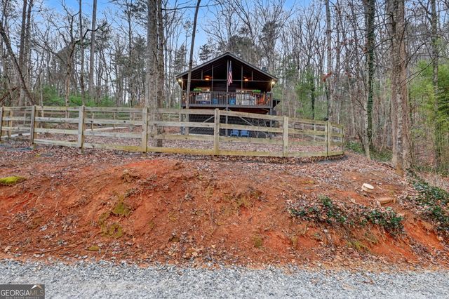 84 Creekside Lane, Clayton, GA 30525