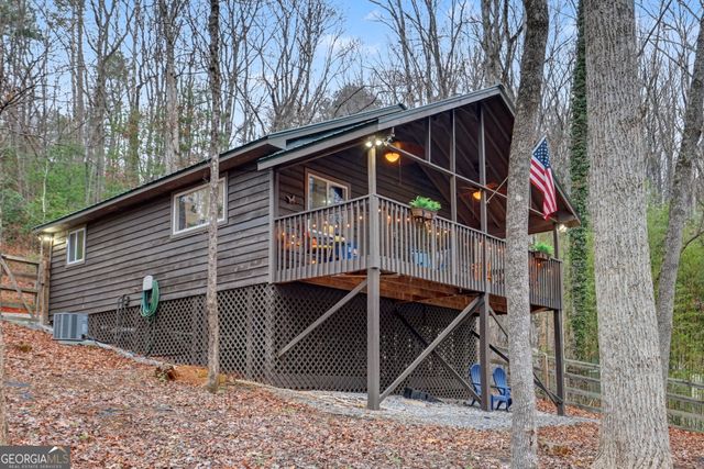 84 Creekside Lane, Clayton, GA 30525