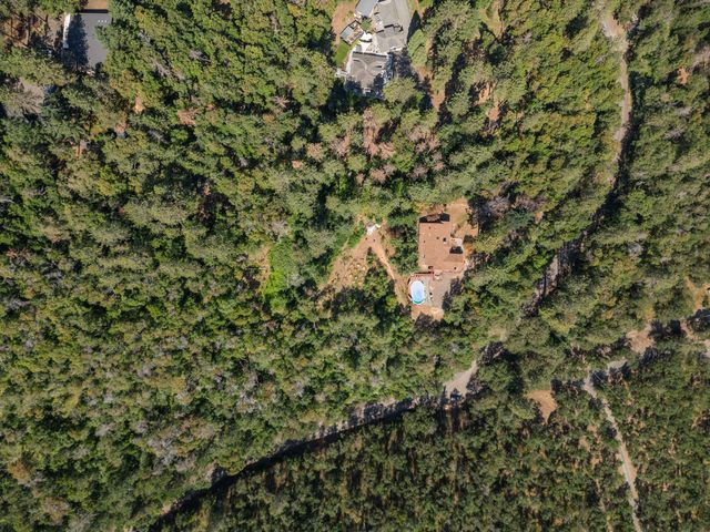 5266 Dark Hollow Road, Medford, OR 97501