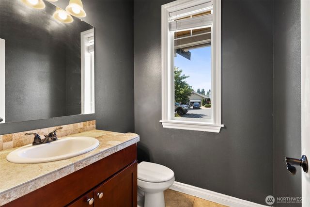 14922 Mountain View Court SE, Yelm, WA 98597