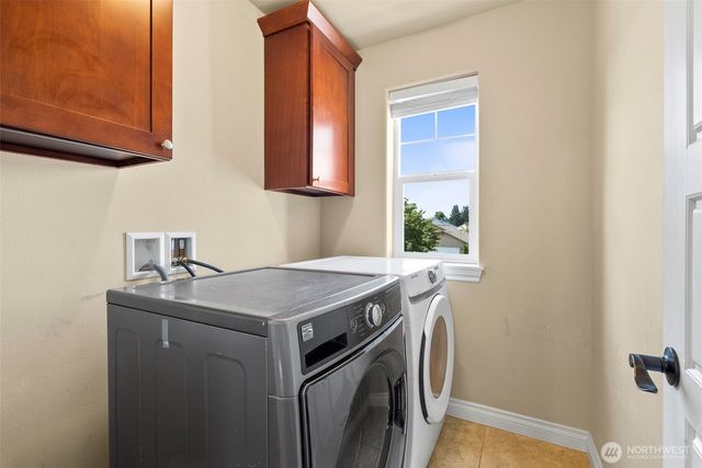 14922 Mountain View Court SE, Yelm, WA 98597