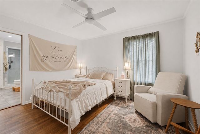 4212 Carter Creek Parkway, Bryan, TX 77802