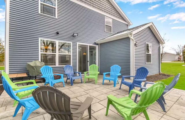 9821 N Marine Key Drive, Syracuse, IN 46567