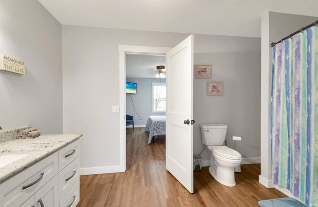 9821 N Marine Key Drive, Syracuse, IN 46567