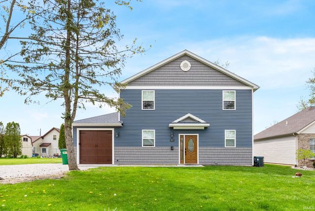 9821 N Marine Key Drive, Syracuse, IN 46567