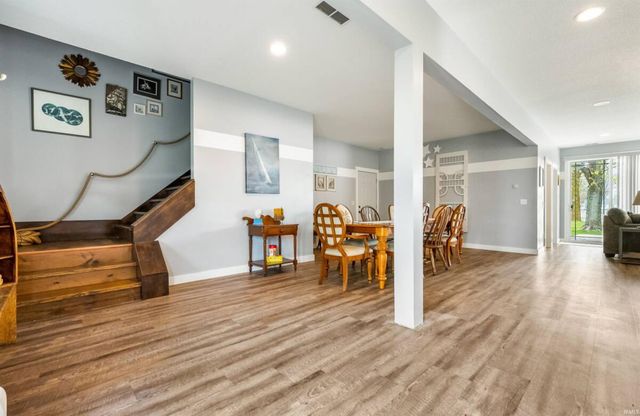 9821 N Marine Key Drive, Syracuse, IN 46567