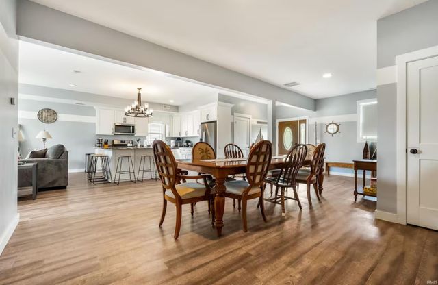 9821 N Marine Key Drive, Syracuse, IN 46567
