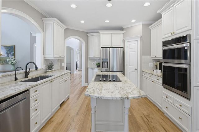 6885 Woodspring Way, Cumming, GA 30040