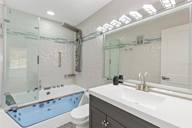 5623 80TH STREET N 316, St Petersburg, FL 33709