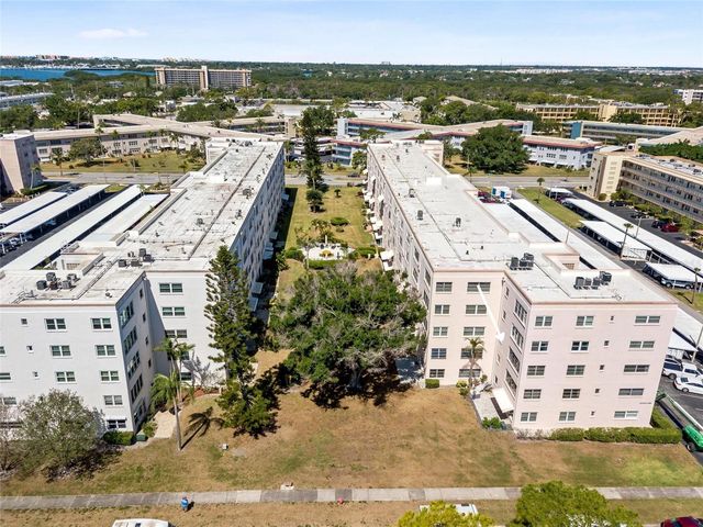 5623 80TH STREET N 316, St Petersburg, FL 33709