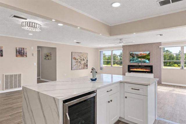 5623 80TH STREET N 316, St Petersburg, FL 33709