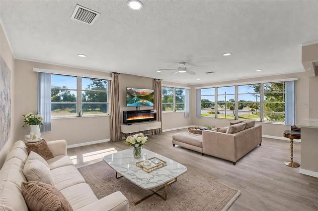 5623 80TH STREET N 316, St Petersburg, FL 33709