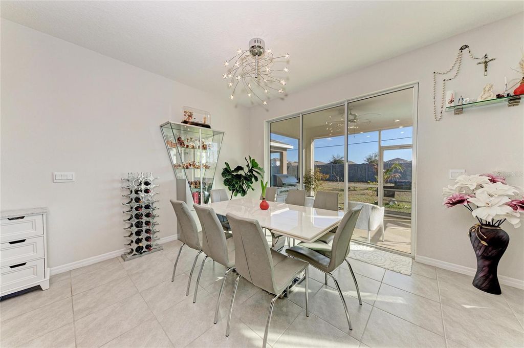 Image 20 of property listing at 3804 TURNING TIDES TERRACE, Bradenton, FL 34208