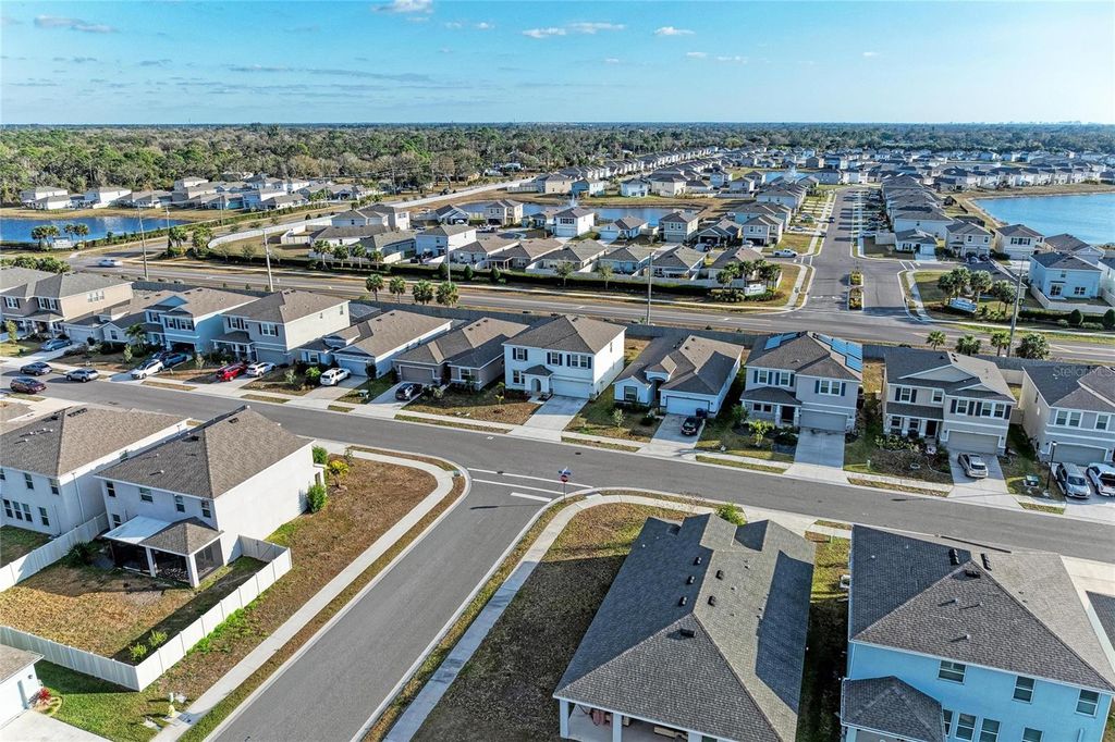 Image 60 of property listing at 3804 TURNING TIDES TERRACE, Bradenton, FL 34208