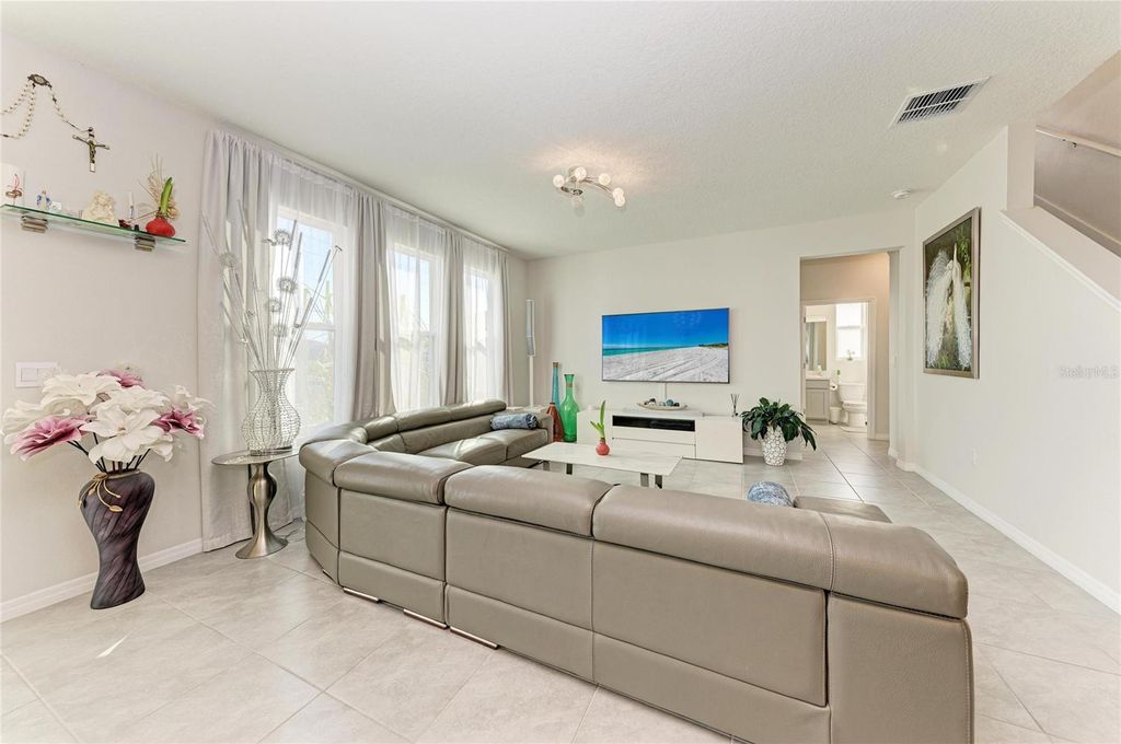 Image 9 of property listing at 3804 TURNING TIDES TERRACE, Bradenton, FL 34208