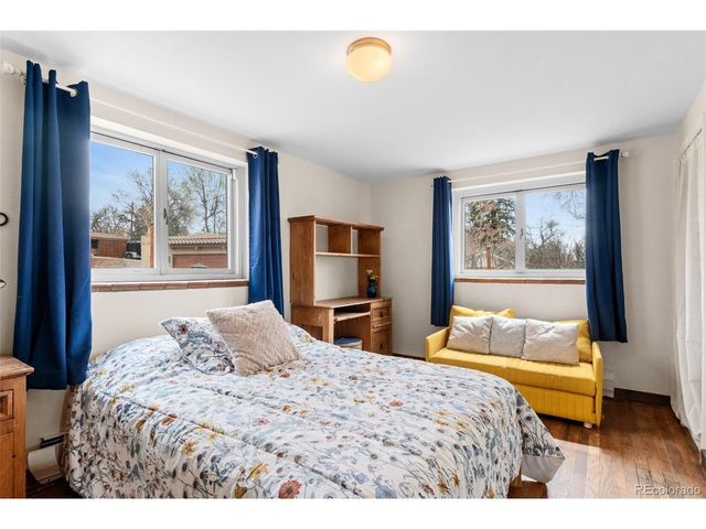 4920 S Inca Dr, Englewood, CO 80110