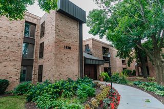 1818 E Shorewood BOULEVARD #101, Shorewood, WI 53211