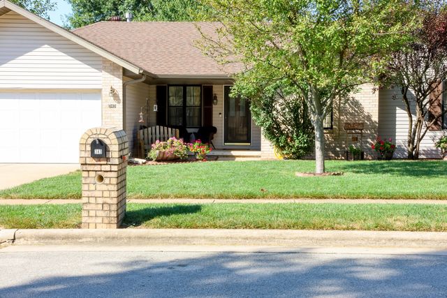 343 S Foster Avenue, Springfield, MO 65802