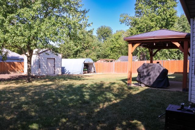 343 S Foster Avenue, Springfield, MO 65802