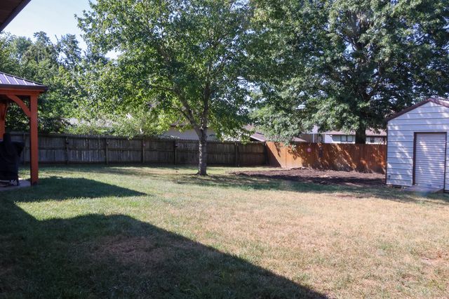 343 S Foster Avenue, Springfield, MO 65802