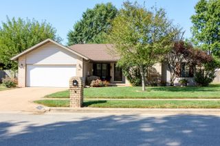 343 S Foster Avenue, Springfield, MO 65802