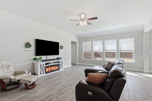 6025 Kansas Trail, Midlothian, TX 76065