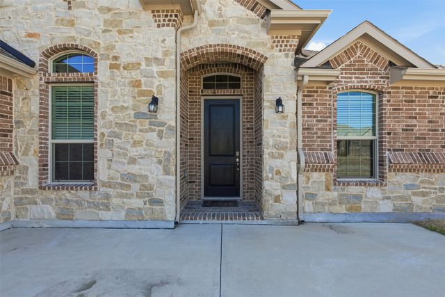 6025 Kansas Trail, Midlothian, TX 76065