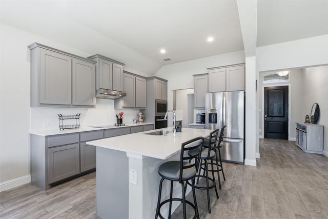 6025 Kansas Trail, Midlothian, TX 76065