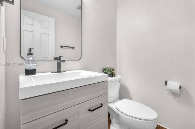 11115 W Okeechobee Rd 175, Hialeah Gardens, FL 33018