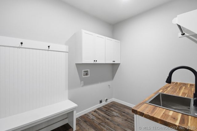 9644 S State Hwy 48, Mannford, OK 74044