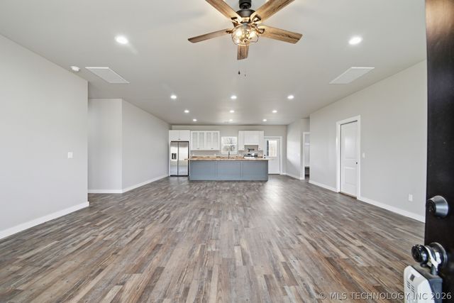 9644 S State Hwy 48, Mannford, OK 74044