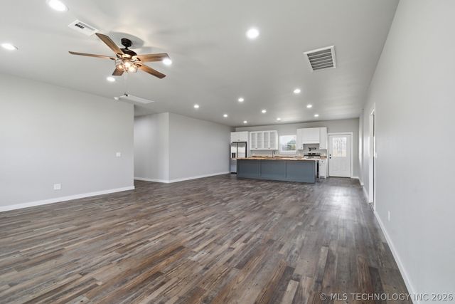 9644 S State Hwy 48, Mannford, OK 74044