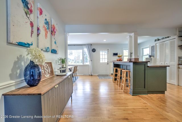 319 Oxford Road, East Lansing, MI 48823