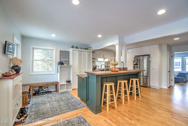 319 Oxford Road, East Lansing, MI 48823