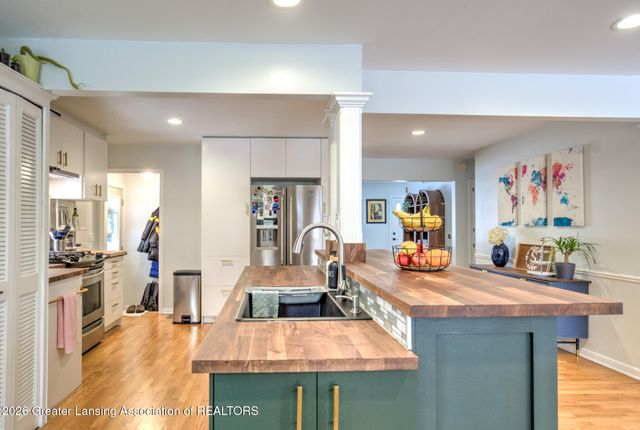 319 Oxford Road, East Lansing, MI 48823