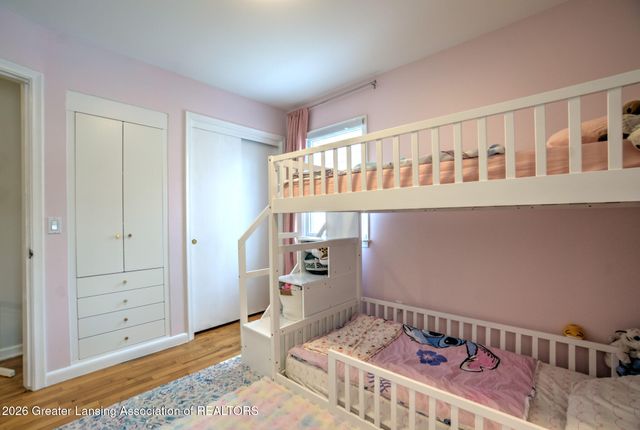 319 Oxford Road, East Lansing, MI 48823