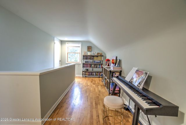 319 Oxford Road, East Lansing, MI 48823