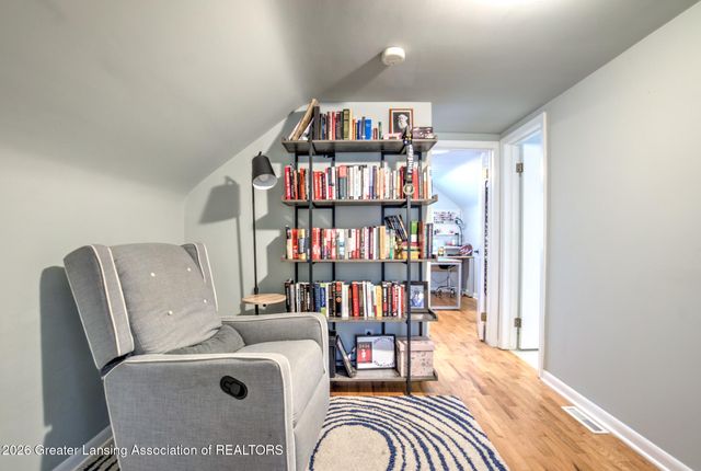 319 Oxford Road, East Lansing, MI 48823