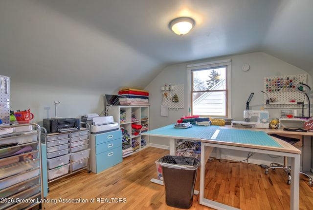 319 Oxford Road, East Lansing, MI 48823